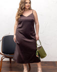 Elegant dress with straps
