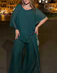 Elegant chiffon dress with rhinestones, polyester and elastane, suitable for special occasions, in gentle colours.