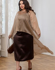 Асиметрична наметка от лека viscose и polyester, модел YR, с модерна кройка и елегантен дизайн.