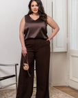 Elegant women’s tank top with a V-neckline, модел YR, от polyester и elastane, показан на изображението.