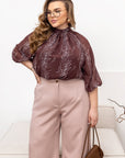 Elegant women’s blouse YR от polyester и spandex, показана на изображението, с кройка и детайли.