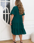 Свободна рокля с апликация на марка YR, изработена Waist 100% polyester, показана на изображението.