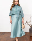Elegant women’s blouse YR с polyester и spandex, в деликатен цвят, подходяща за ежедневен стил.