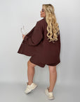 Linen ен комплект с shorts от cmесен linen и polyester, светъл цвят, уup toбно и стилно облекло за летен сезон.