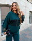 Bomber jacket and trouser set with mesh, polyester, viscose and lycra, with modern design and comfortable cut.