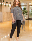Set with a long skirt and lace, made from polyester, viscose and lycra, stylish and elegant.