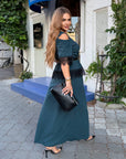 Set with a long skirt and lace, made from polyester, viscose and lycra, with an elegant design and delicate lace decoration.
