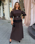 Set with a long skirt and lace, made from polyester, viscose and lycra, shown in the image.