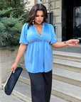 Satin blouse with lace, white, polyester 85%, viscose 10%, elastane 5%, elegant design, visually made.