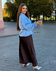 Satin kimono with a belt, white, made from polyester, viscose and elastane, with a smooth texture and elegant design.