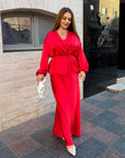 Satin kimono with a belt made from polyester, viscose and elastane, with an elegant design and smooth texture, suitable for home style.