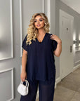 Pleated chiffon set с viscose и polyester, светъл и деликатен дизайн, подходящ за елегантни облекла.
