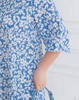 Crepe dress with ruffles , марка YR, polyester 80%, lycra 2%, nylon 18%, изображение на елегантна дамска рокля