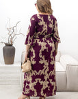 Cotton dress with a belt от марка YR, Whiteа с деликатен дизайн, изработена от 70% cotton и 30% polyester, за ежедневен стил.