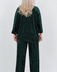 Velvet dress with pearls, made from viscose, cotton and elastane, with an elegant design and delicate details.