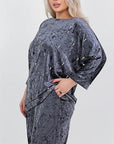Velvet dress with pearls, white, with delicate pearl details and elegant design, made from viscose, cotton and elastane.