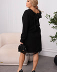 Short velvet dress with lace