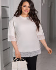 Whiteа дамска Lace T-shirt , изработена от 95% cotton и 5% elastane, с деликатен дизайн и комфортна кройка.