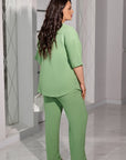 Blouse and buttoned pants set , изработени от polyester, lycra и nylon, с моден дизайн, изображение IMG_2415.jpg