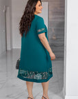 Vestido holgado con bordado