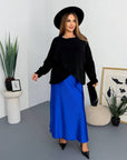 Satin dress and soft jumper set, polyester, viscose and elastane, in elegant and comfortable design.