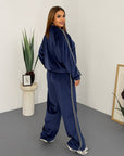 Velvet set made from viscose, cotton and elastane, with soft texture and elegant design, suitable for everyday and evening wear.