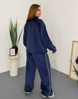 Velvet set in a blend of viscose, cotton and elastane, shown in the image.