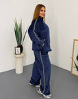 Velvet set in a blend of viscose, cotton and elastane, shown in the image.