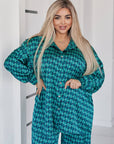 Printed set in a loose fit NewYear25 от polyester, viscose и elastane, подходящ за празничен стил.