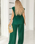 Set of structured fabric с polyester и spandex, подходящ за ежедневна употреба.