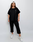 Set with cropped shorts от cotton и polyester, модел на марка, показан в изображението.