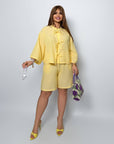 Linen blend set with shorts , подходящ за лятна облекло, с Beige цвят и комфортен дизайн.