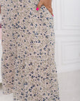 Лятна Floral chiffon dress от марка YR, с разкроена кройка и деликатен флорален принт.