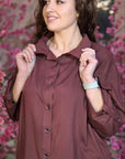 Set of shirt and bermuda shorts made of cotton fabric , бели с лека текстура, за летен стил Waist марка с 70% cotton и 30% polyester.
