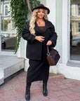 Short cashmere coat with warm lining, set made from polyester and viscose, with an elegant design.