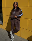 Hooded velvet set, with viscose, cotton and elastane, with a soft, comfortable design, shown in the photo.