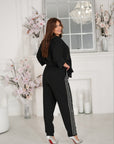 Linen trousers with decorative stones и linenти, част от комплект, с 80% linen и 20% polyester, модел с моден дизайн.