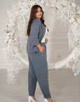 Комплект Linen trousers with decorative stones , White и стилен Waist linen и polyester, за ежедневен и елегантен стил.