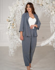 Ленен комплект pants с декоративни камъни, 80% linen и 20% polyester, с елегантен дизайн и детайли.