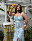 Vestido largo de flores de verano.