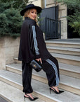 Satin-finish set with stripes from IT, polyester, viscose and elastane, image of elegant set.