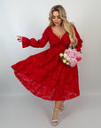 Organza midi dress с polyester, Whiteа и лека, подходяща за елегантни поводи, с фини детайли и прозрачна тъкан.