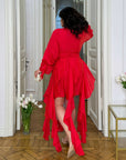 Langes Kleid mit Rüschen