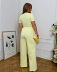 Knitwearен комплект с cotton, polyester и elastan, изображение на комфортен и стилен облекло модел.
