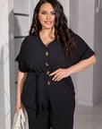 Blouse and trousers set от polyester, lycra и nylon, с елегантен дизайн, подходящ за ежедневна носия.
