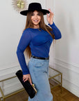 Draped blouse от polyester и spandex с елегантен дизайн, подходяща за ежедневна и официална визия.