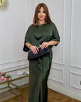Satin set with a skirt , бляскав и мек, с луксозен дизайн, в White цвят, за елегантен ежедневен или веBlack стил.