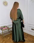 Satin set with a skirt , Composition 97% polyester и 3% elastane, с елегантен дизайн и луксозен satinов материал.