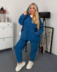 Warm fleece set in polyester and elastane, with a soft and warm design, suitable for winter conditions.