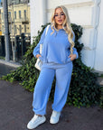 Fleece set with wide-leg trousers in polyester and elastane, image of a comfortable and stylish outfit for cold weather